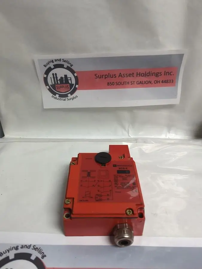 Used TELEMECANIQUE XCS-E5511 Miscellaneous Equipment (Electrical & Power) | Surplus Asset Holdings #1197839