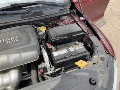 USED 2015 CHRYSLER 200
