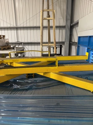Spiroflow 1 ton Big Bag Discharge unit with elevator