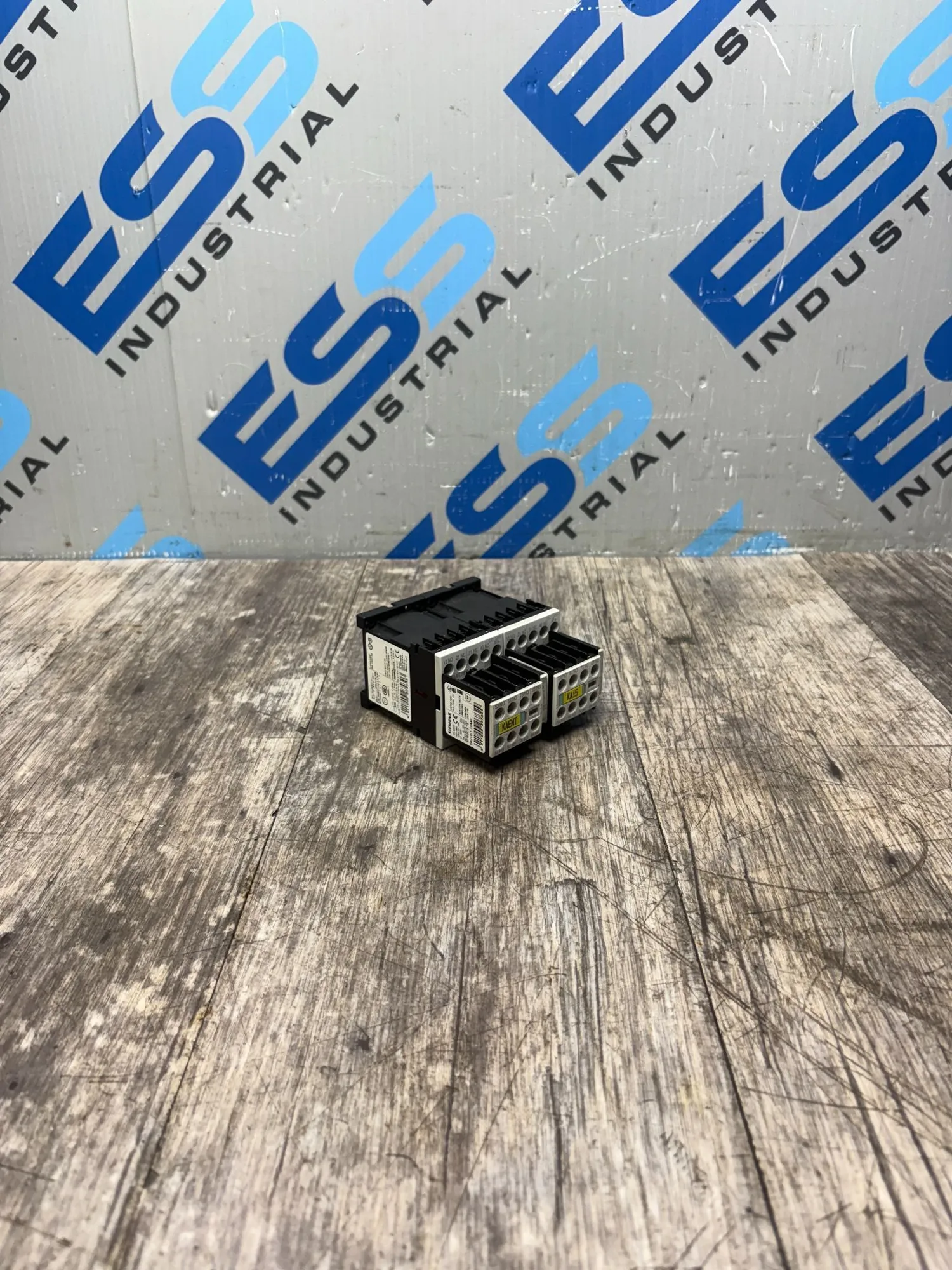 Used SIEMENS 3RH1122-1BB40 Misc Electrical & Power Parts South Carolina US | ESS Industrial Equipment Sales #1427788
