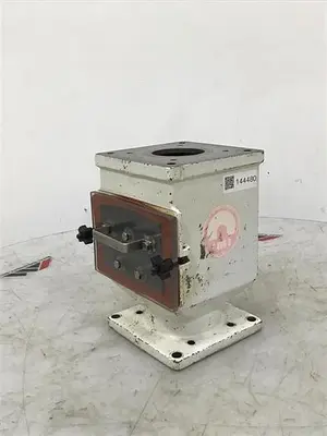 USED METAL FABRICATOR DRAWER MAGNET