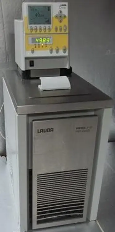 Used LAUDA 18005 Baths / Circulators Texas US | Bamko Surplus Process Equipment #930624