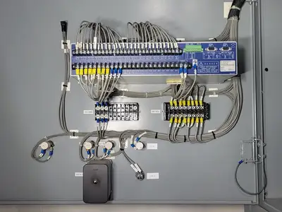 25kV 1200A 3ph Switchgear Unit w/ (2) Power Vac Breaker VB1 27.0-16-0