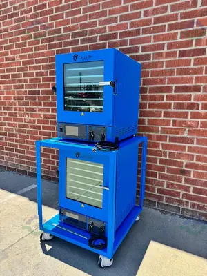 Used CASCADE CVO-5 DOUBLE UP VACUUM OVEN 14.4C TO 150C,  4.5 CU. FT W/ SHELVES Lab Vacuum Ovens California US | Equipment Lab #1269576
