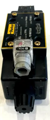 NEW PARKER D3W4CNYP5 DIRECTIONAL CONTROL VALVE 120/60-11/50 V/HZ