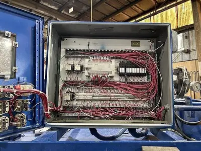 USED AMERICAN BALER 12647