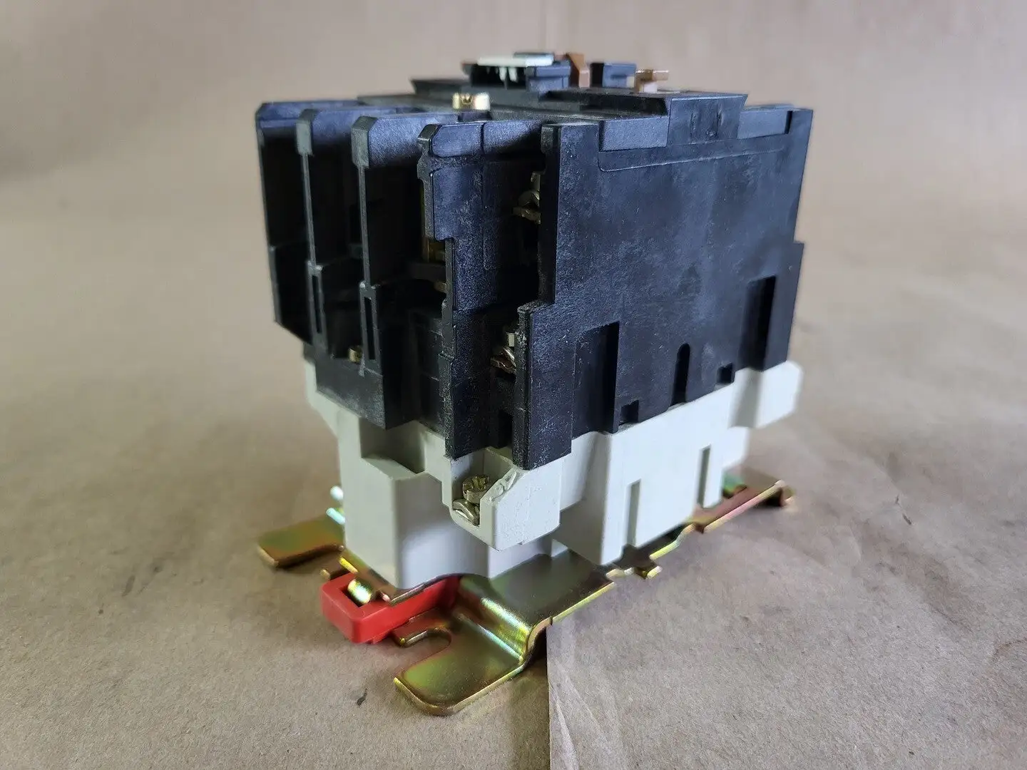 NEW TELEMECANIQUE LC1-DRD3