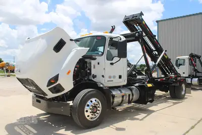 New | in-Stock 2027 MACK MD7 Rolloff Trucks Texas US | Roll Off Truck World #1491910