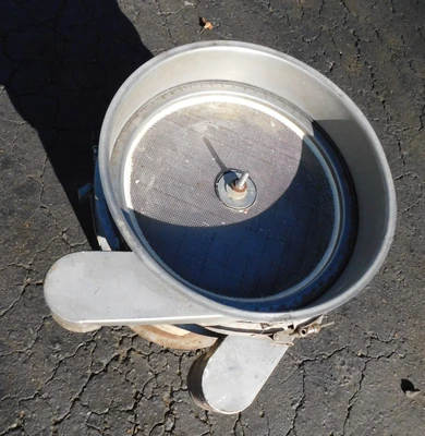USED SWECO 18" SIFTER LS18SS3