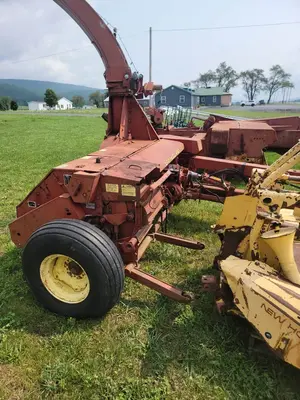 Used NEW HOLLAND 782 Forage Harvester Pennsylvania US | Trustworthy Equipment #1403600