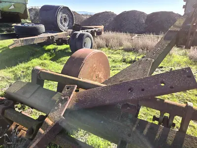 USED 1973 JOHN DEERE PR