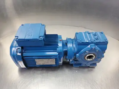 USED SEW-EURODRIVE SA47DRE80M4/DH 300-1800 RPM 1HP 9.23 RATIO Gear Motor