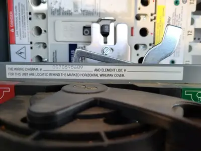 Used ALLEN-BRADLEY 140U-I3C3-D15-S Circuit Breakers British Columbia CA | Lenmark #835912