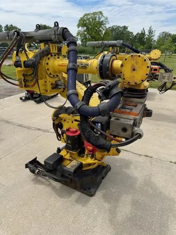 Used 2007 FANUC R2000IB/210F Robots Michigan US | Harbor Machinery Inc. #1280906