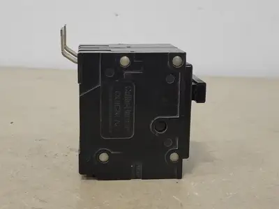 USED CUTLER-HAMMER BA240