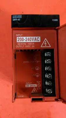 Mitsubishi Q38B / Q61P-A2 8-Slot Base Unit with Melsec Q61P-A2 Power Supply. 3A