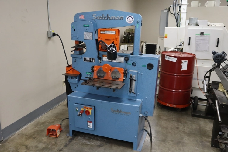 Used 2019 SCOTCHMAN 50514-EC Ironworkers Minnesota US | Machinesused.com #1096832
