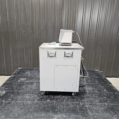 Used JULABO FP51-SL Baths / Circulators Quebec CA | Carter-Wilson Equipment Services #451450