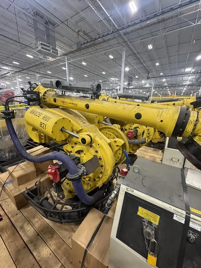 Used FANUC M-900IA/400L Robots Michigan US | Aucto #1332129