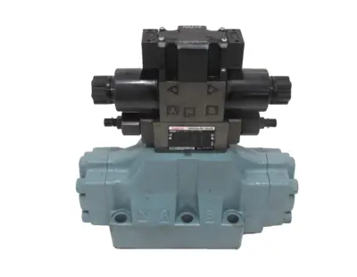 NEW NACHI DSS-G06-C6-ARY-C115-E22 SOLENOID VALVE OCY-G01-W-Y-20