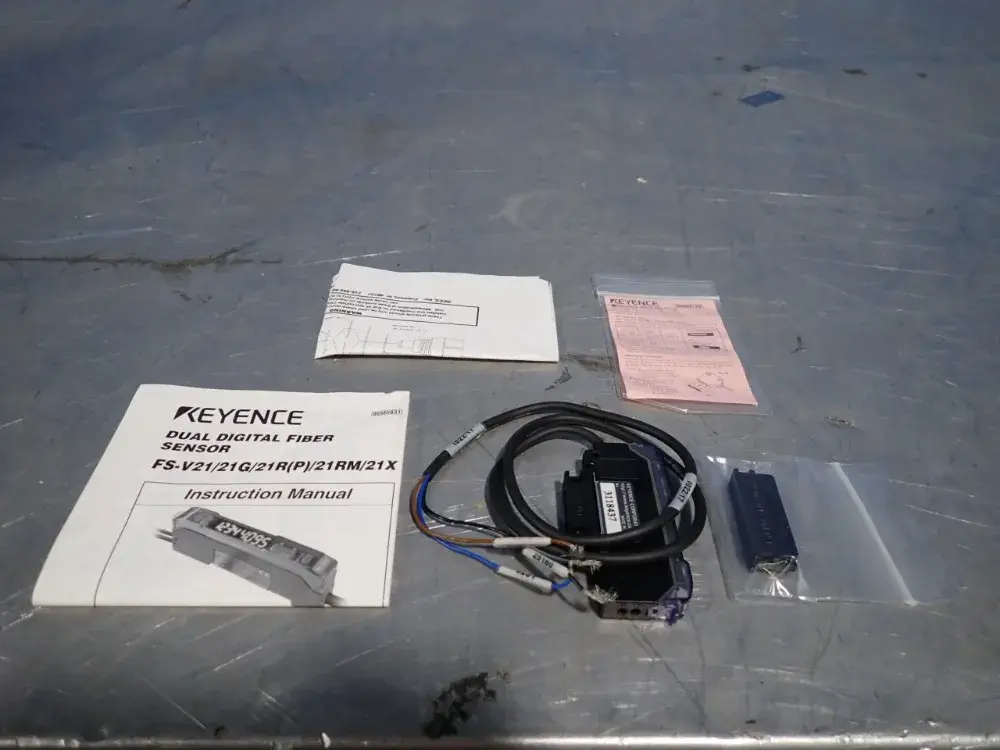 NEW KEYENCE FSV21RP
