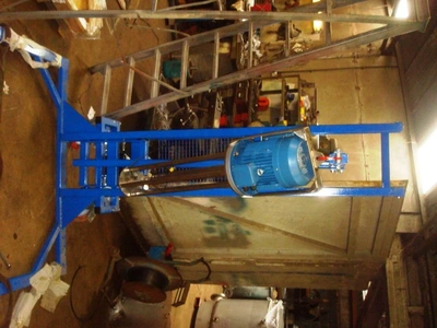 High Lift Mobile 280 Kilo Stirrer Crane