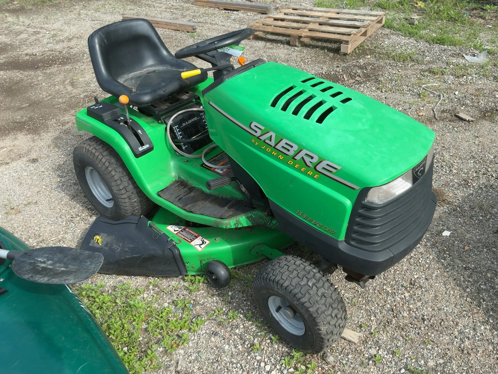 USED JOHN DEERE SABRE 15.5/38 HYDR