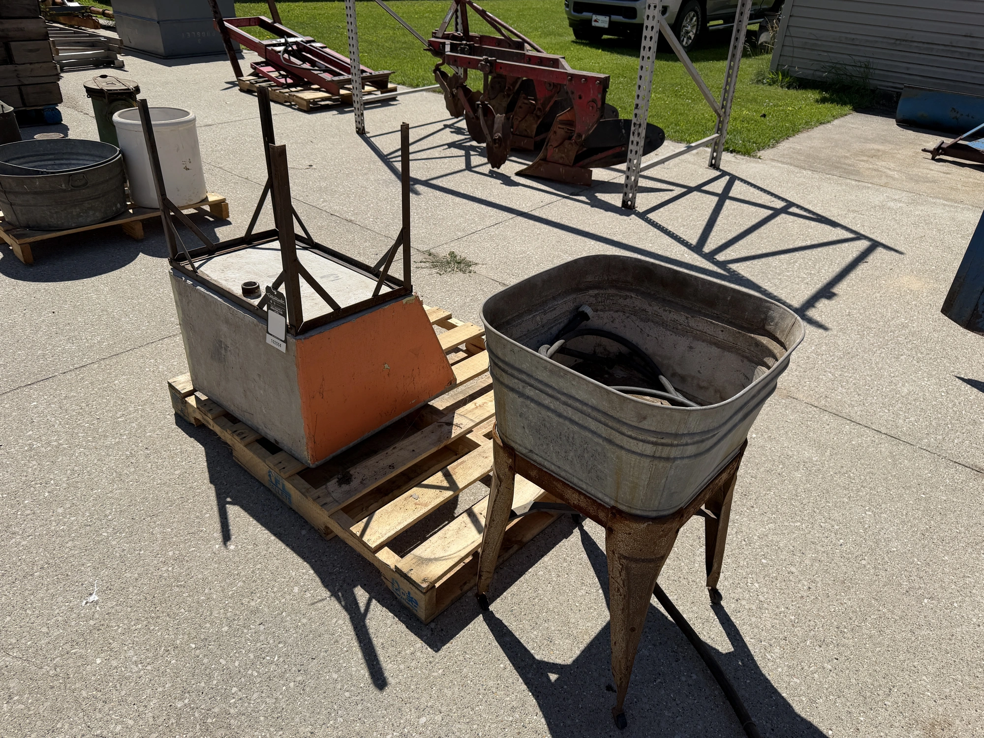 Used _UNKNOWN_ _UNKNOWN_ Tub Michigan US | Miedema Asset Management Group #1287565