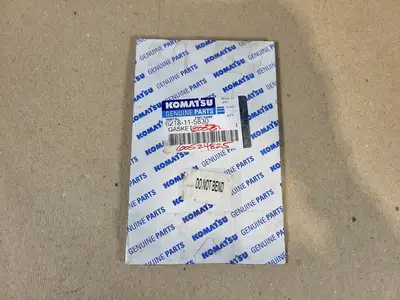 NEW KOMATSU 6218-11-5830
