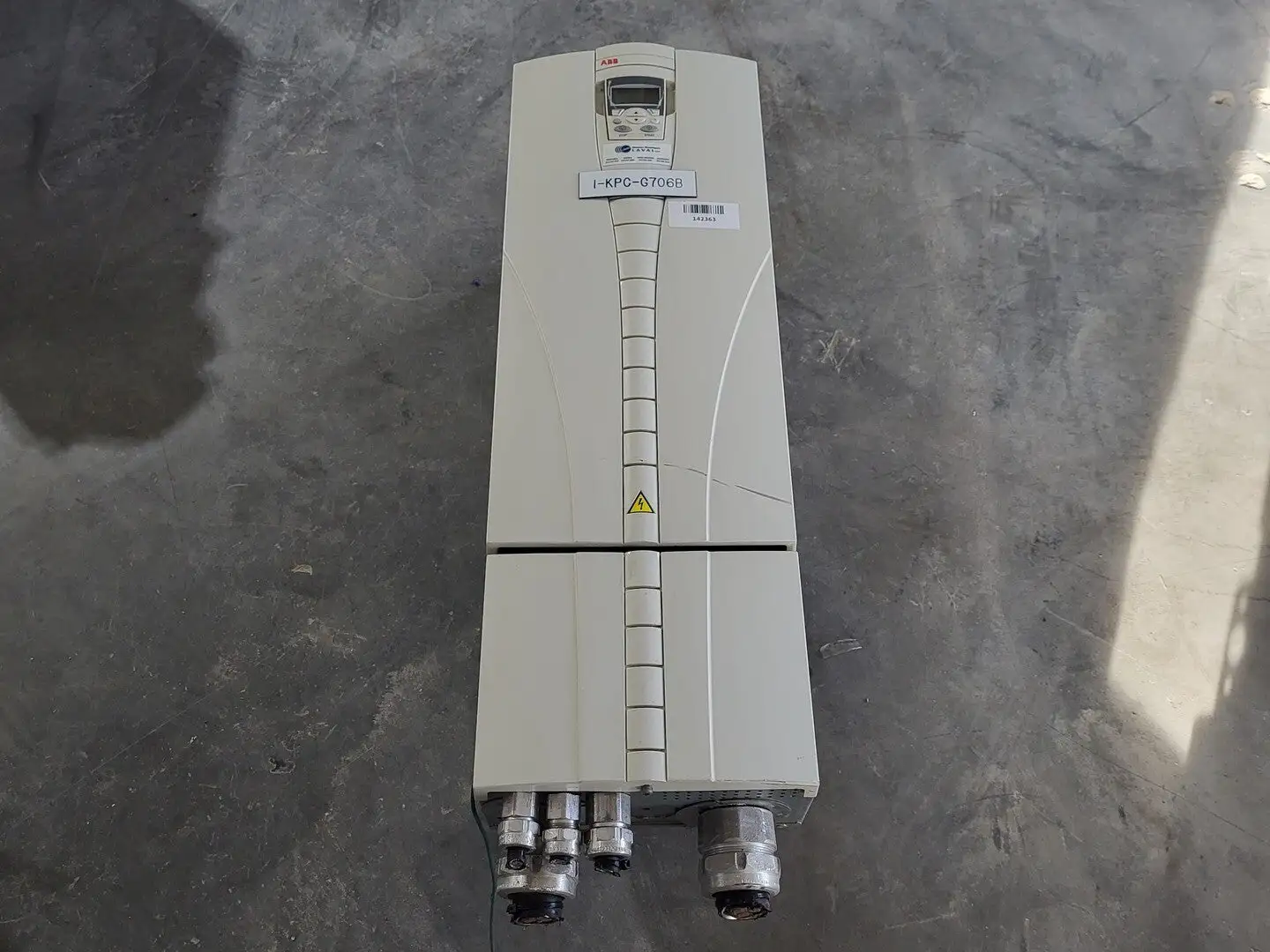 USED 2015 ABB ACS550-U1-077A-6