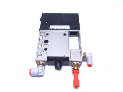 ZM131HT-K5L-E55L, | SMC ZM131HT-K5L-E55L ZSE1-00-55L Vacuum Ejector w/ Switch - For parts or not working