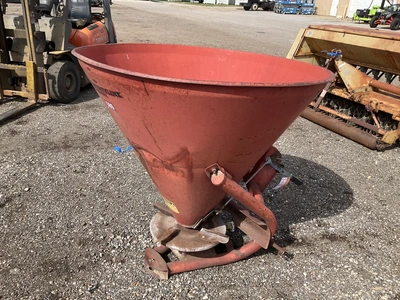 Used _UNKNOWN_ _UNKNOWN_ Broadcast Spreaders Michigan US | Miedema Asset Management Group #1474559