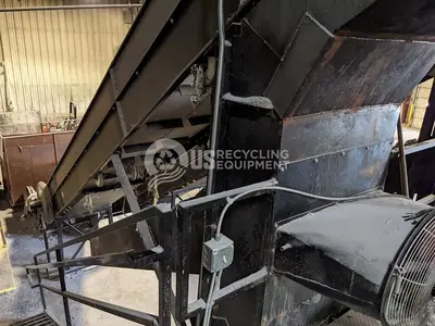 Unknown Manufacturer: Used 44' Cleated Infeed Conveyor