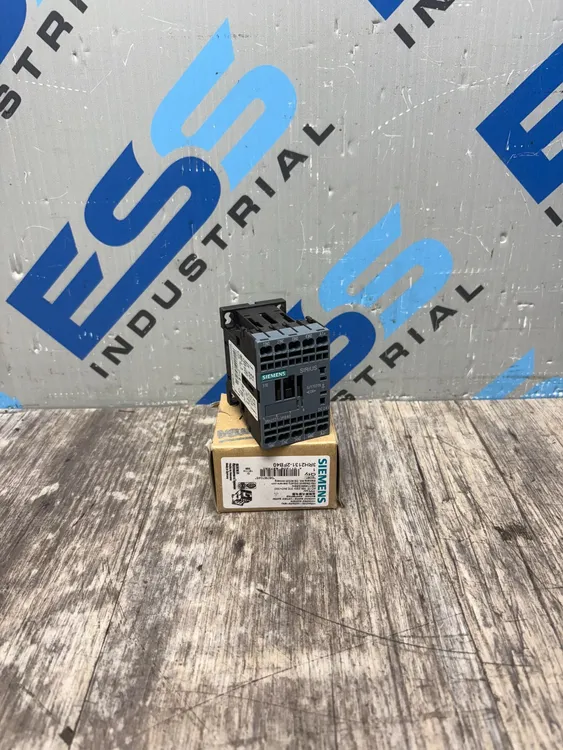Used SIEMENS 3RH2131-2FB40 Misc Electrical & Power Parts South Carolina US | ESS Industrial Equipment Sales #1307426