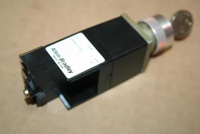 USED ALLEN BRADLEY 800MR-H33B