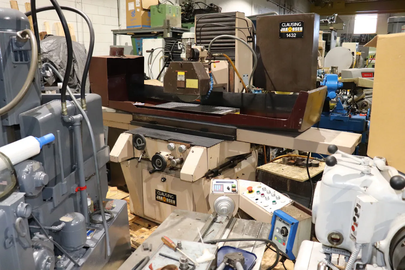 Clausing/Jakobsen 14" x 32" Hydraulic Surface Grinder