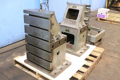 USED DeVlieg 30"H x 16-1/2"W x16"D Cast Iron