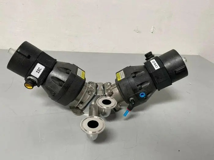 Used ITT PURE-FLO A209 3-WAY STAINLESS STEEL VALVES W/  POSITION MONITORS & 2" FIT Valves/Fittings California US | Equipment Lab #485352