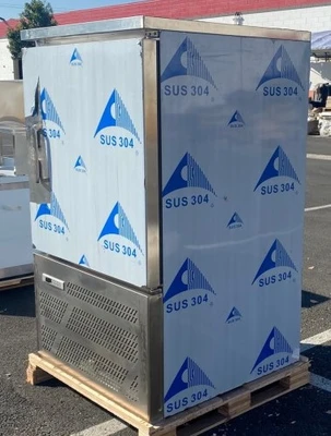 171-0368 34" Shock Chiller Self Contained Blast Freezer