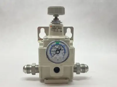 Used SMC Precision Modular Pneumatic Regulator 3/8" NPT Air Pressure Regulators Michigan US | Maverick Industrial Sales #1389252
