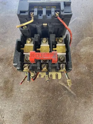 USED SQUARE D CLASS 8536 TYPE SCO 3