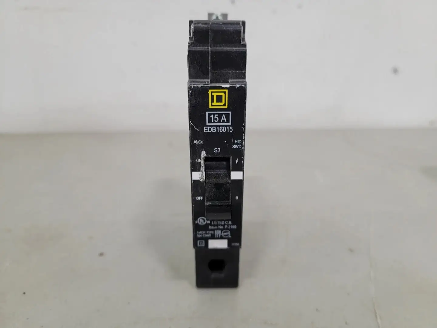 USED SQUARE D EDB16015
