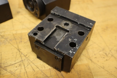 Used KENNAMETAL / MORI KM-LOC Tool Holders Minnesota US | Machinesused.com #1303713