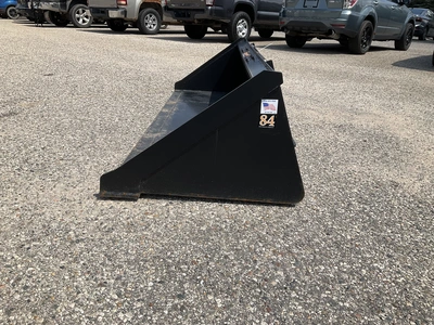 Used TOMAHAWK 84" SMOOTH BUCKET Skid Steer Buckets Michigan US | Miedema Asset Management Group #1342462