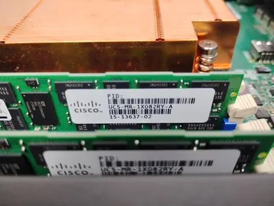 USED CISCO UCS C220 M3