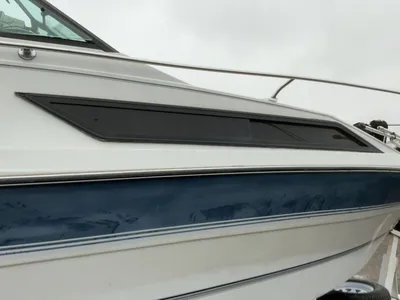 USED 1987 RINKER FIESTA VEE 250