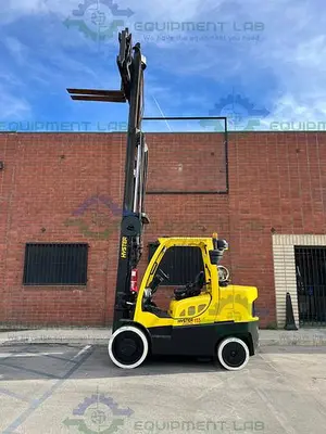 USED HYSTER S 155F FORKLIFT 15000 LBS W/ ADJ. 48" FORKS - SIDE SHIFT, 220" MAX HEIGHT