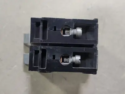Used CUTLER-HAMMER BA215 Switchgears British Columbia CA | Lenmark #242297