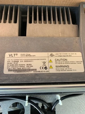 Danfoss Vlt HVAC Drive FC-102P55KT4P21 55kW/75Hp 380/480VAC Garantie