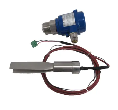 NEW UWT VN4040-CM1LB3Z2 LEVEL SWITCH VN4040CM1LB3Z2